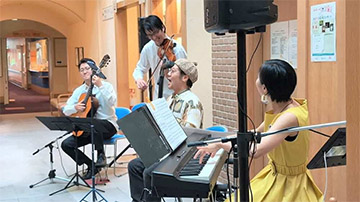 訪問演奏の写真その３